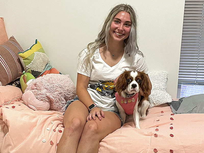 鶹ƽ State's Kaylan Richardson with her dog